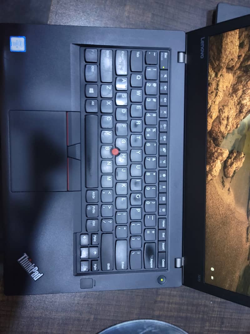 Lenovo Thinkpad i5 6th generation 16GB 2