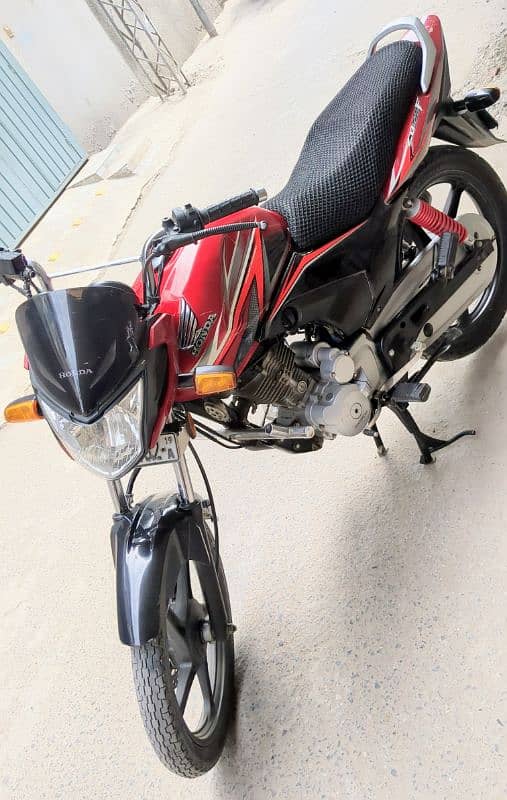 Honda CB 125 F Special addition Brand New Imported heavy weight Bike 1