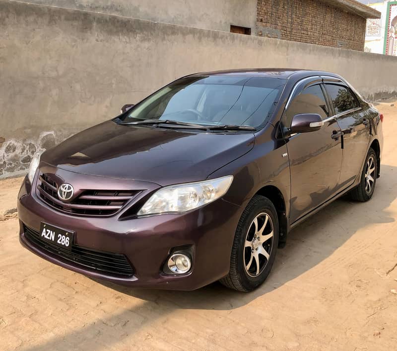 Toyota Corolla XLI 2013 3