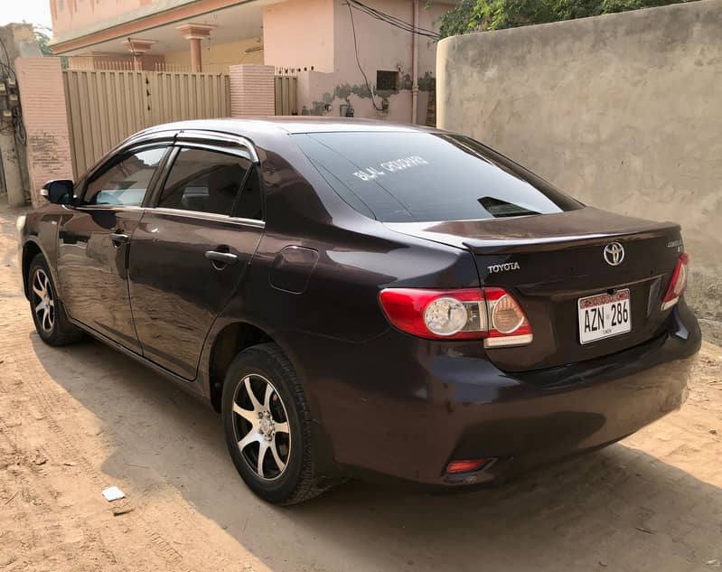 Toyota Corolla XLI 2013 5