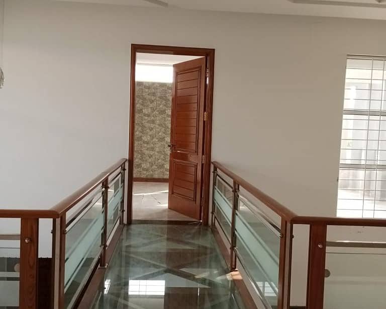 1 KANAL upper portion FOR RENT IN DHA PHASE 1 Lahore 11