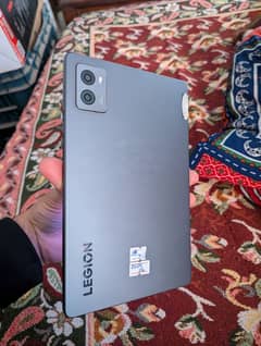 Lenovo legion y700