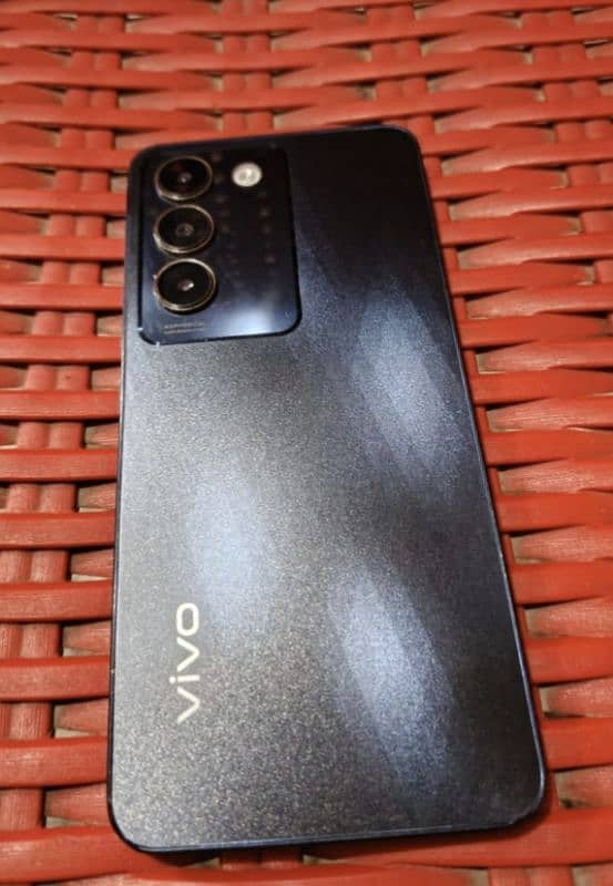 vivo Y100 6