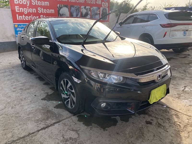 Honda Civic Oriel 2018 4