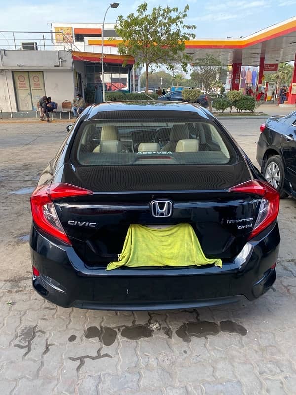 Honda Civic Oriel 2018 8