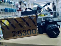 Used Nikon D5300 DSLR with Nikkor 18-55mm lens: