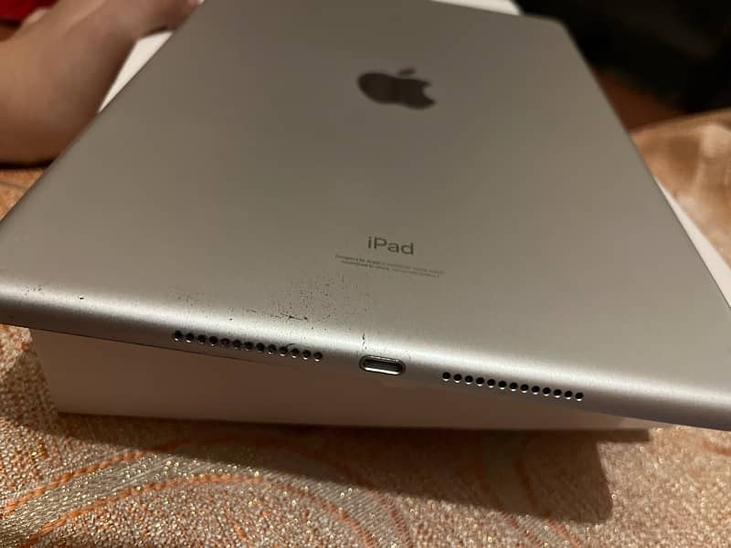 IPAD 9th Generation 64 Gb 5