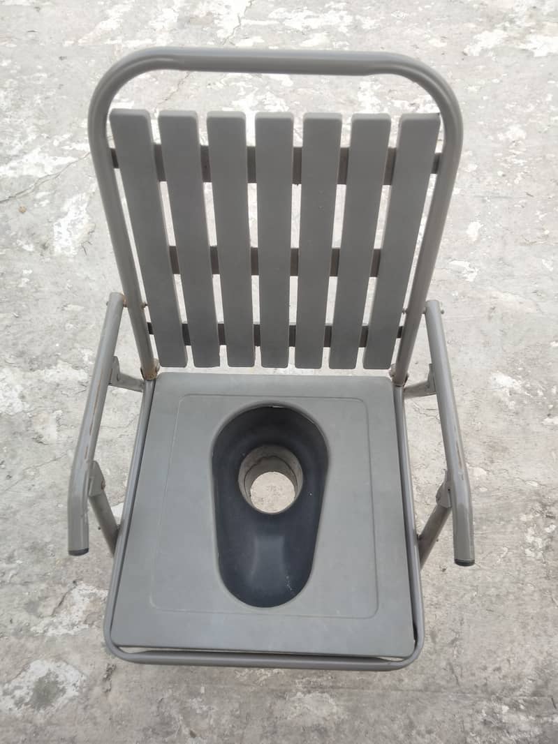 Bathroom/Toilet Chair Portable and foldable 2