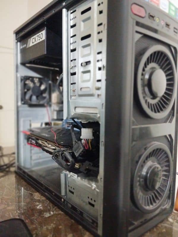 gaming PC i7 4th with 1070 GamingX 32gb ram 5