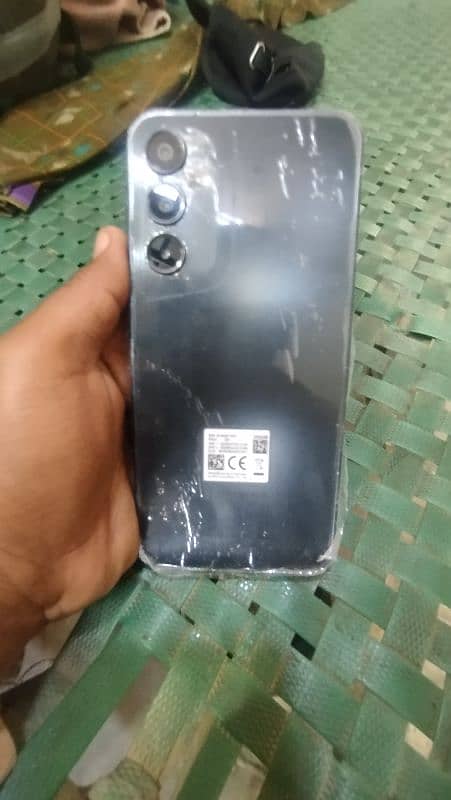 Samsung A 16 8 ram 256 memory all okay fresh sate contact WhatsApp 0