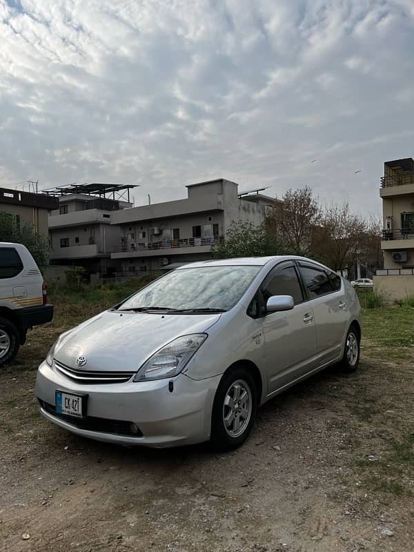 Toyota Prius 2011 4