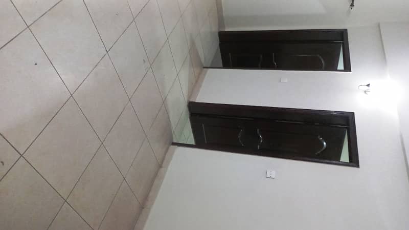 Don't miss out this beautiful apartment (For Rent) 3