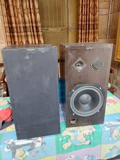 speakers