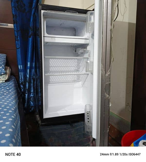 PEL Mini Room Fridge 4