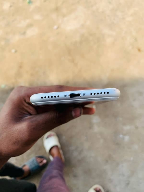 IPHONE 8 BRAND NEW ALL OKAY 03234260797 5