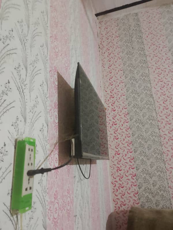 Tcl32 inch led andord badar wali 1