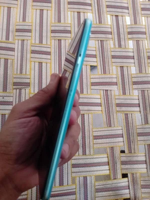 oneplus 8t 12 GB 256 GB PTA proof working all okay 10 by 10 condition 4