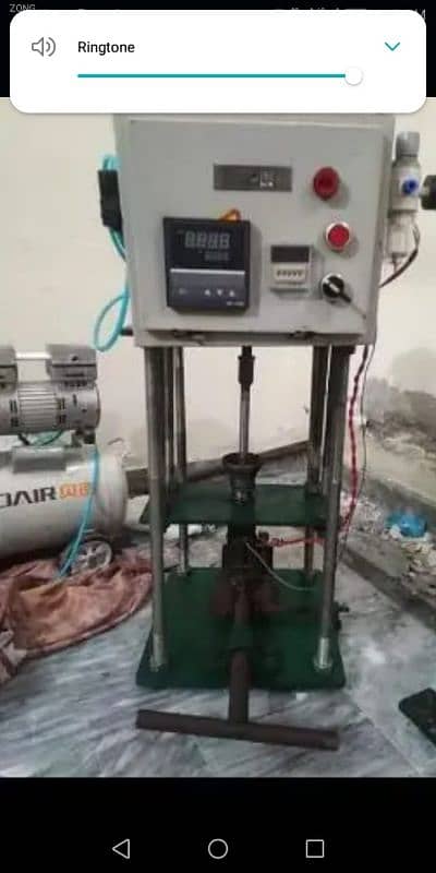 this is molding machine 0