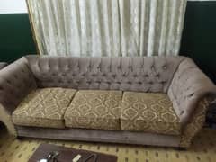 Sofa set in mint condition slightly used.