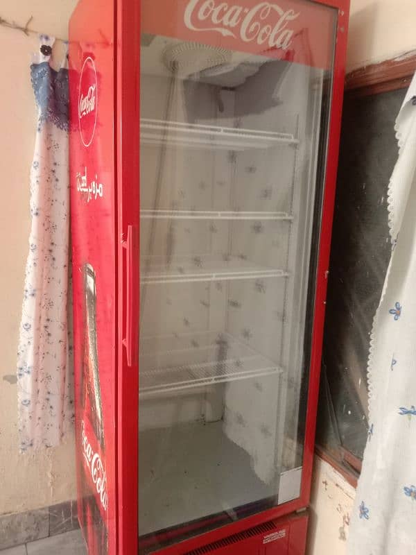 Coca-Cola refrigerator 4