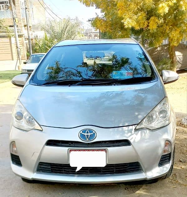 Toyota Aqua S-key 2014 registered 2017 0