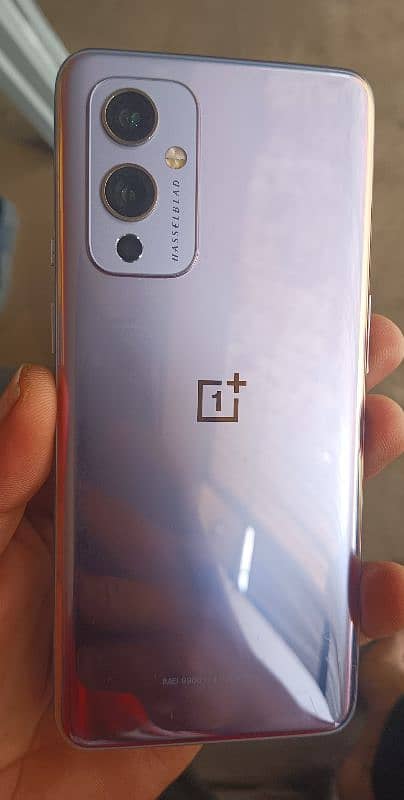 OnePlus 9 good and fresh condition 2