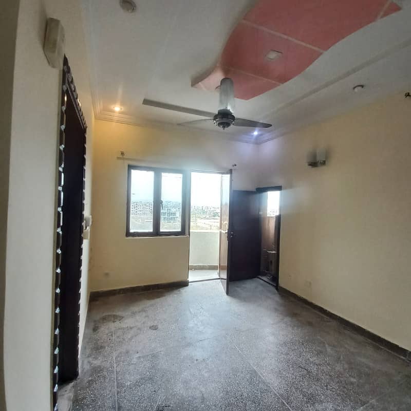 2 Bed Flat For Rent In G-11/4 For Family Or Bachelors 0