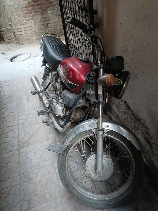 Honda 100 for sale low price 2