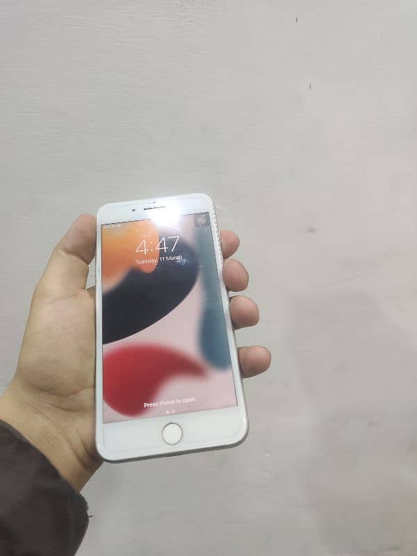 iphone 7 plus 128 Gb PTA Approved 4