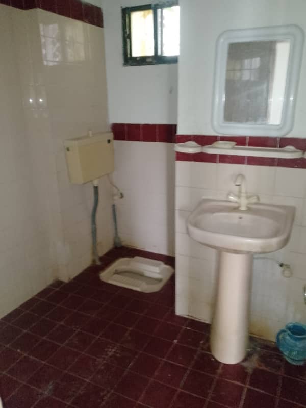 PHA app 2 bed lounge ground floor flat for rent 11