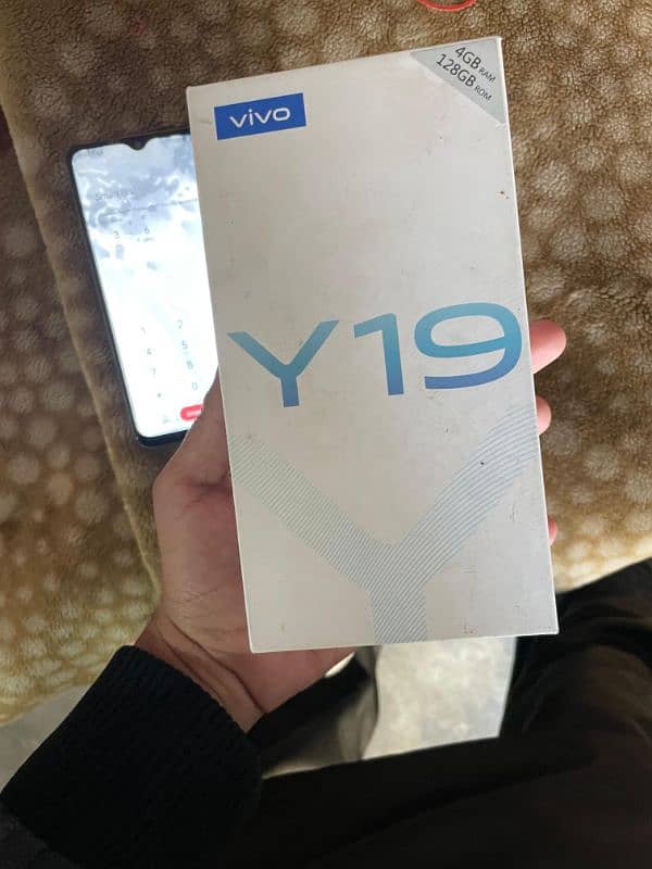 Vivo phone for sale 4/128 3