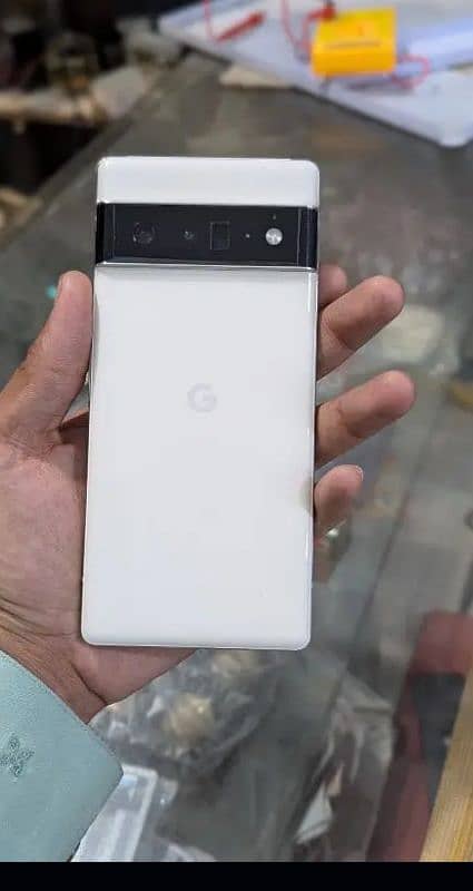 Google pixel 6 pro White 0