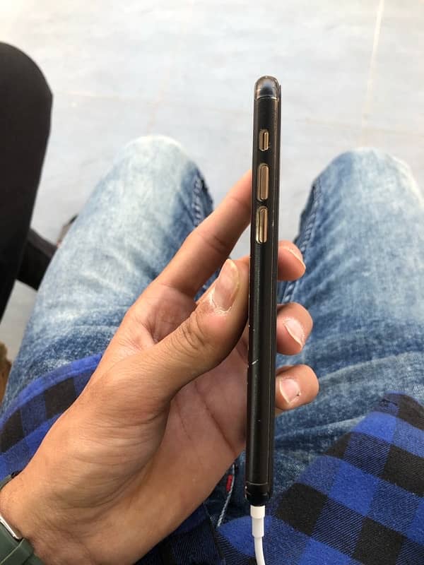 Iphone 11 pro 2