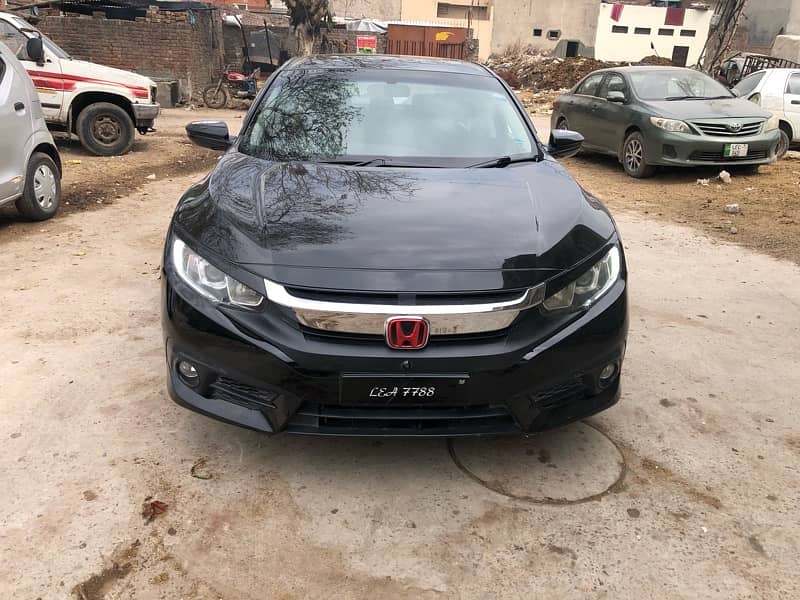 Honda Civic Oriel 2018 1