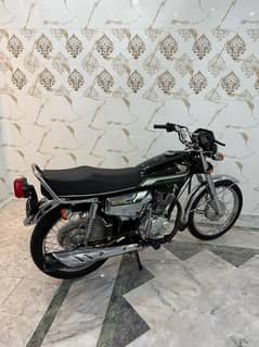 Honda CG125 SE  Black