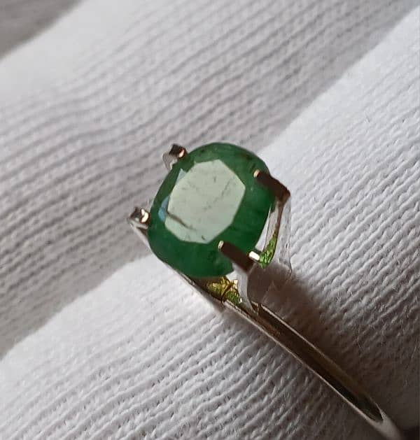 Emerald Gemstone Natural 6