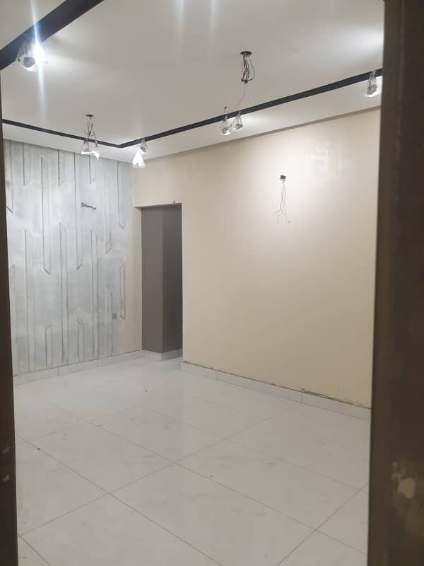 240 SQ YARD UPPER PORTION FOR SALE IN GULSHAN-E-IQBAL BLOCK 2 4