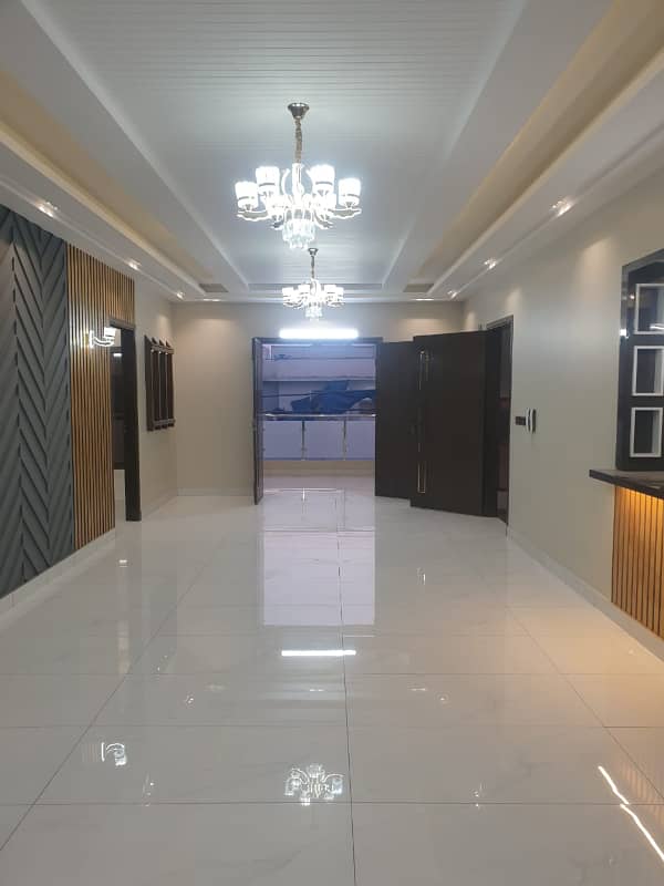 240 SQ YARD UPPER PORTION FOR SALE IN GULSHAN-E-IQBAL BLOCK 2 14