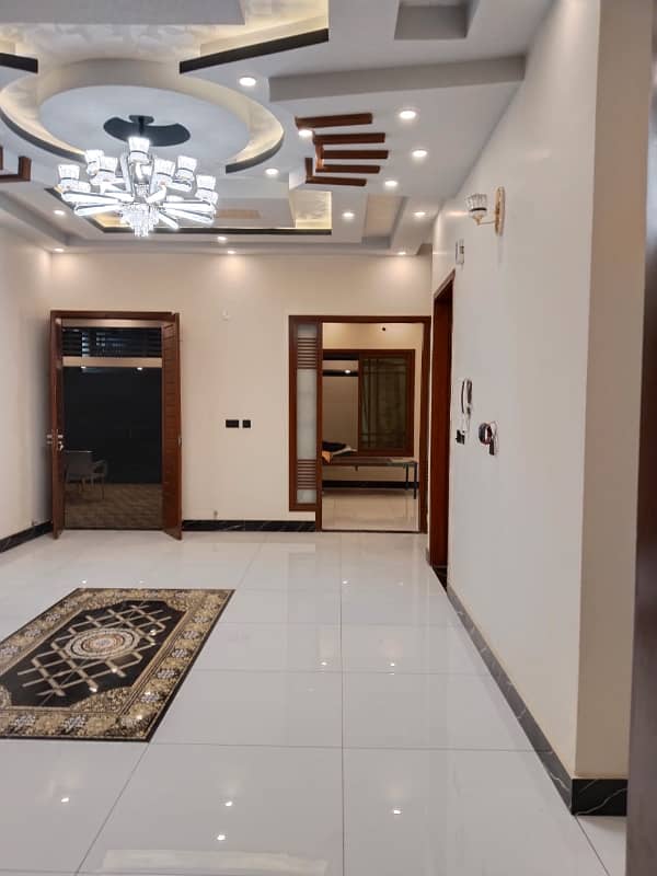 240 SQ YARD UPPER PORTION FOR SALE IN GULSHAN-E-IQBAL BLOCK 2 19