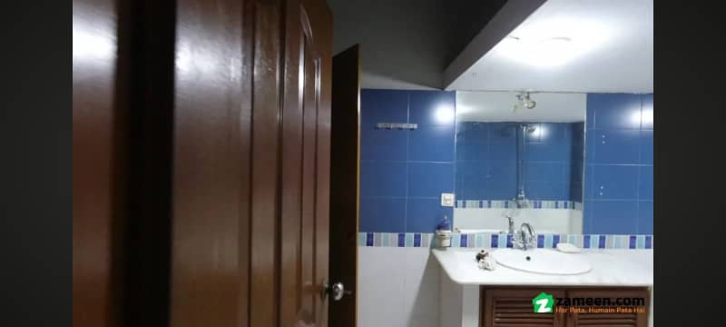 240 SQ YARD ONE UNIT HOUSE FOR SALE IN GULSHAN-E-IQBAL BLOCK 1 22