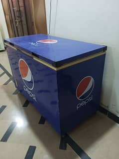 Pepsi freezer/refrigerator/chiller/wahcantt