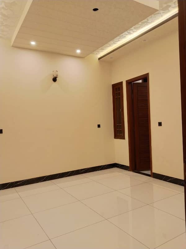 240 SQ YARD UPPER PORTION FOR SALE IN GULSHAN-E-IQBAL BLOCK 2 0