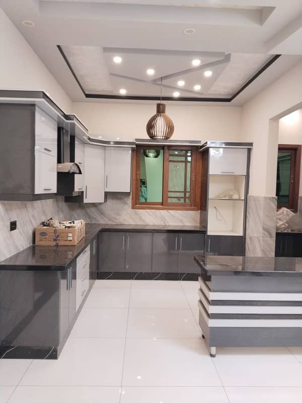 240 SQ YARD UPPER PORTION FOR SALE IN GULSHAN-E-IQBAL BLOCK 2 16