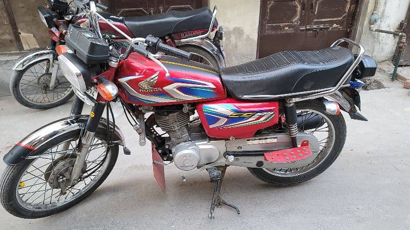 Honda 125 22model good condition 03004518166 1