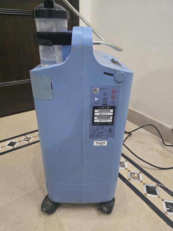 Philips oxygen concentraror/generator/ICU O2 machine 2