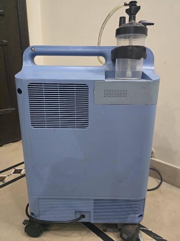 Philips oxygen concentraror/generator/ICU O2 machine 3