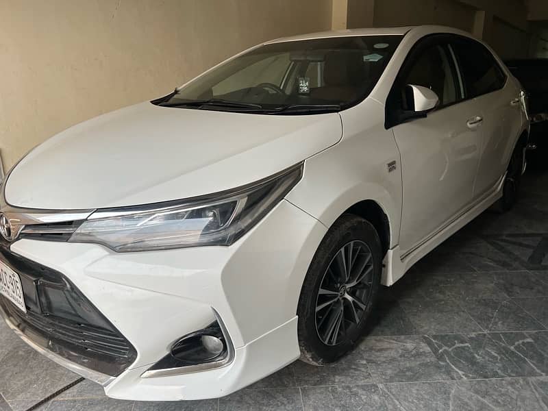 Toyota Altis Grande 2016 3