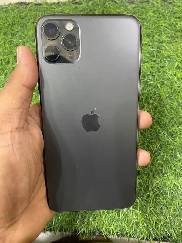 iPhone 11 Pro Max 7