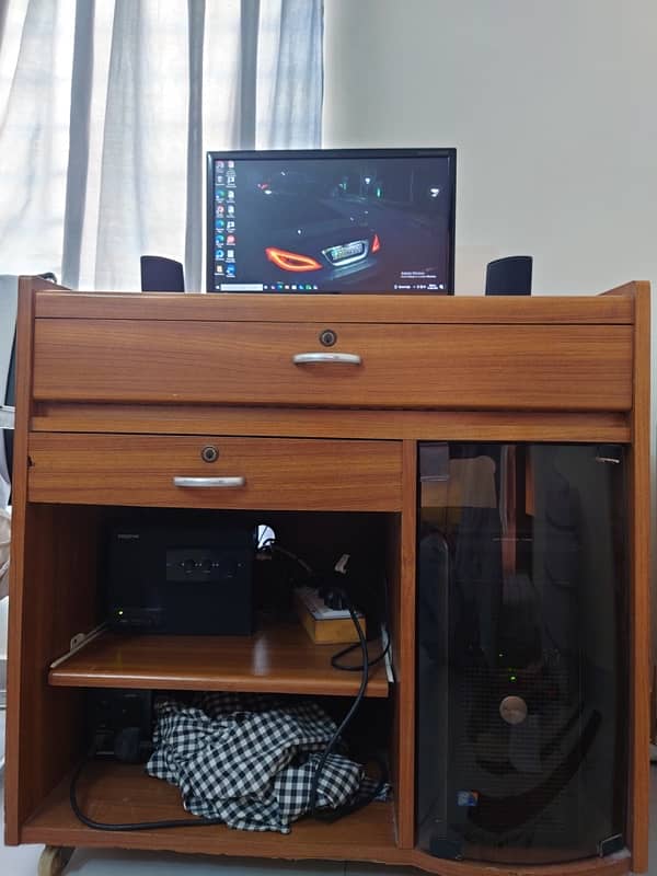 Dell general purpose normal gaming Desktop setup 0