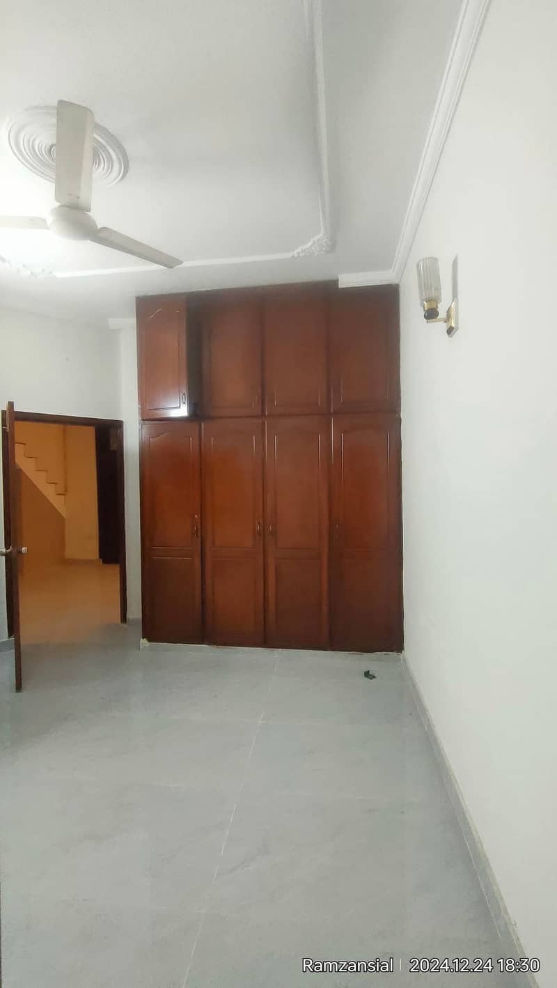 10 MARLA LOWER PORTION AVAILABLE FOR RENT IN WAPDA TOWN PHASE 1 1